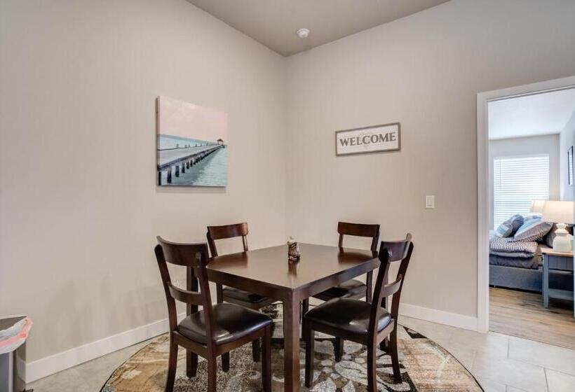 Milano Lodge   Cozy Retreat