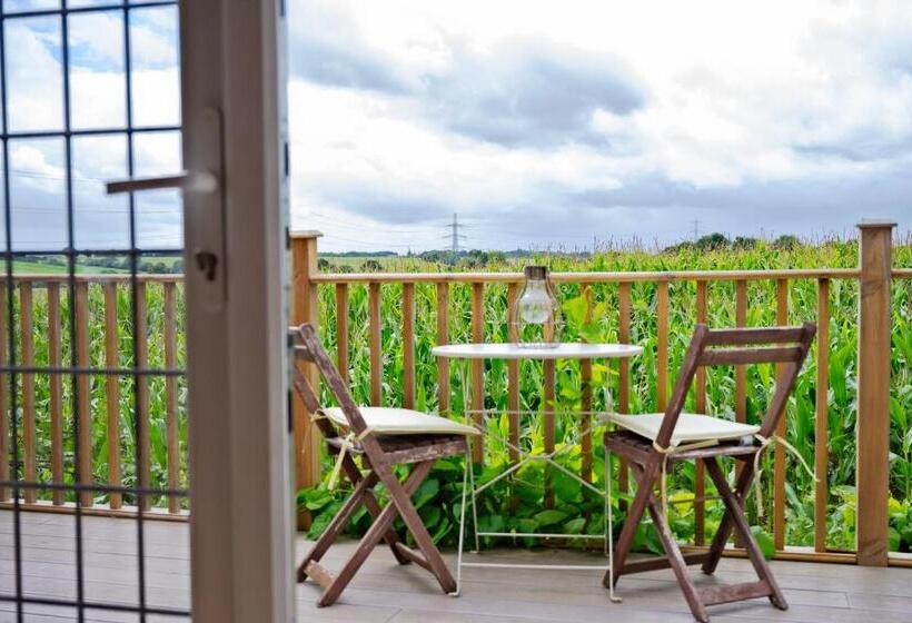 Owlet Lodge