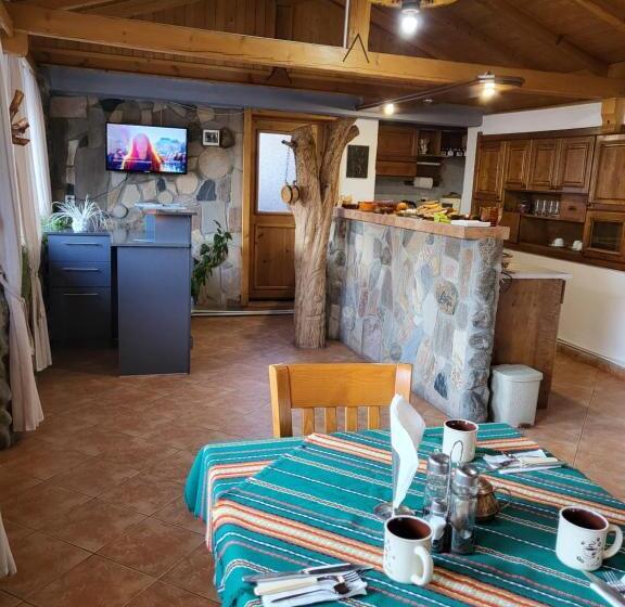 Пансион Boina House