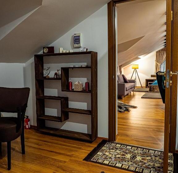 פנסיון Casa Delia