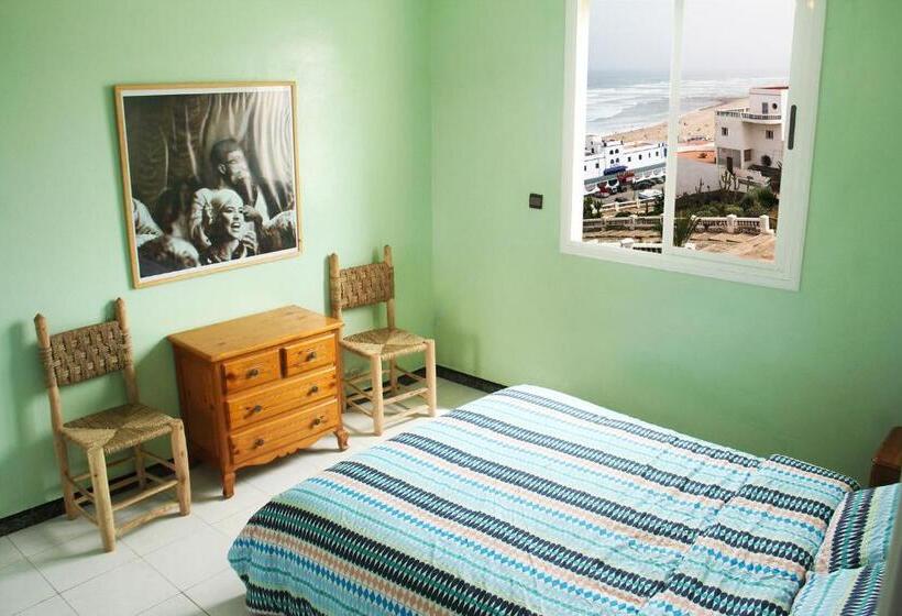 پانسیون Ifni Surf Hostal