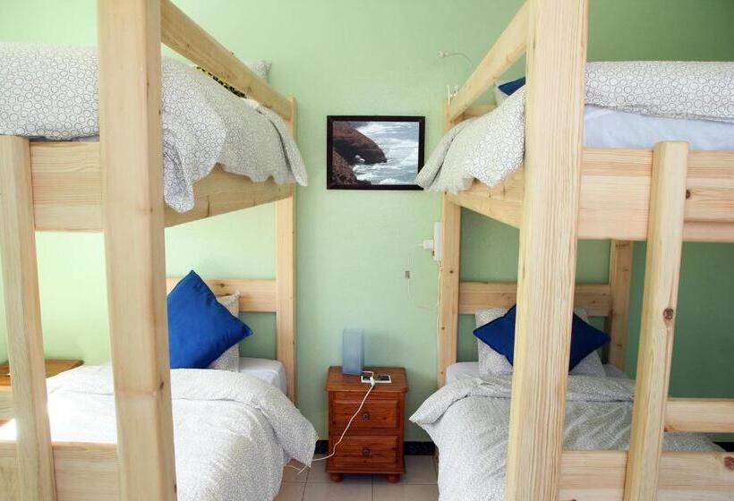 پانسیون Ifni Surf Hostal