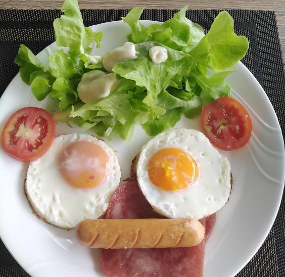 리조트 บ้านสวนวารินทร์ รีสอร์ท