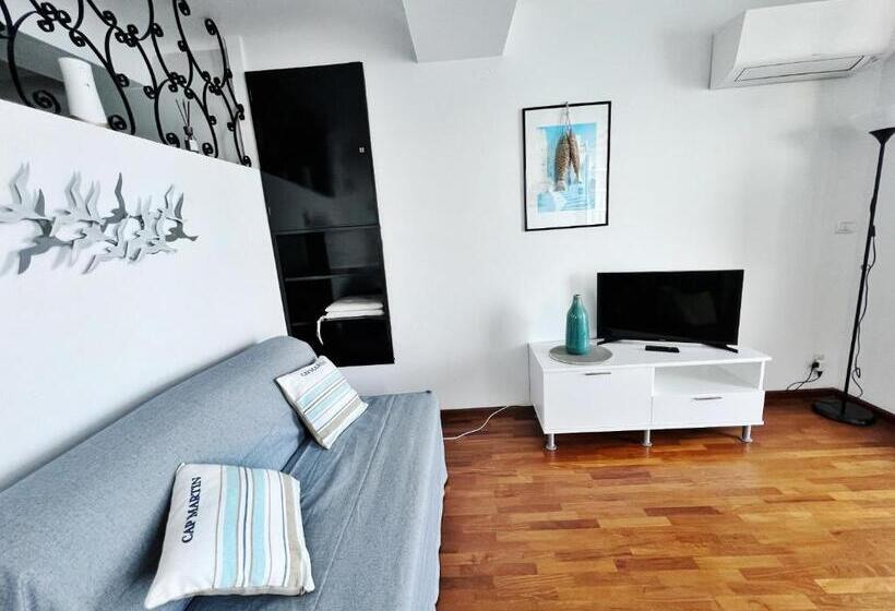 Un Terrazzino Sul Lungomare