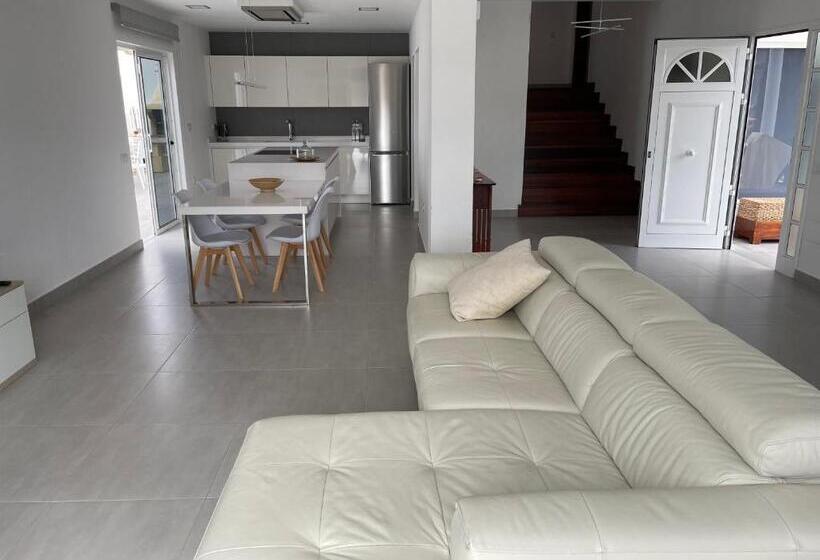 Villa Neila, Fuerteventura