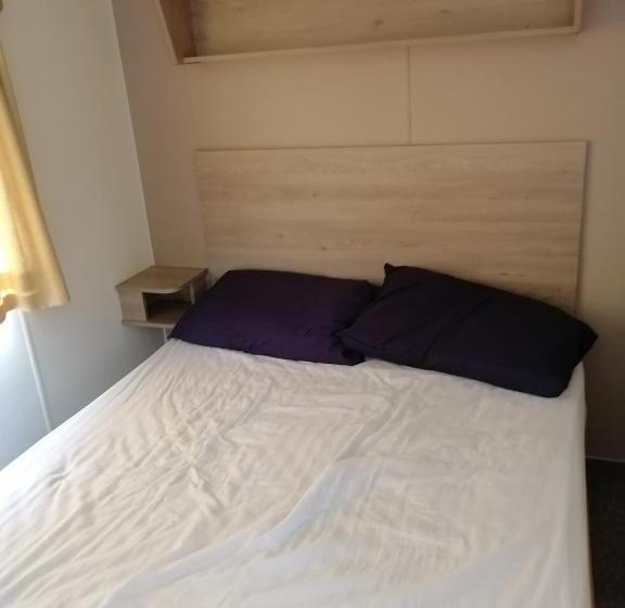 Yy20 Martello Beach Holiday Park