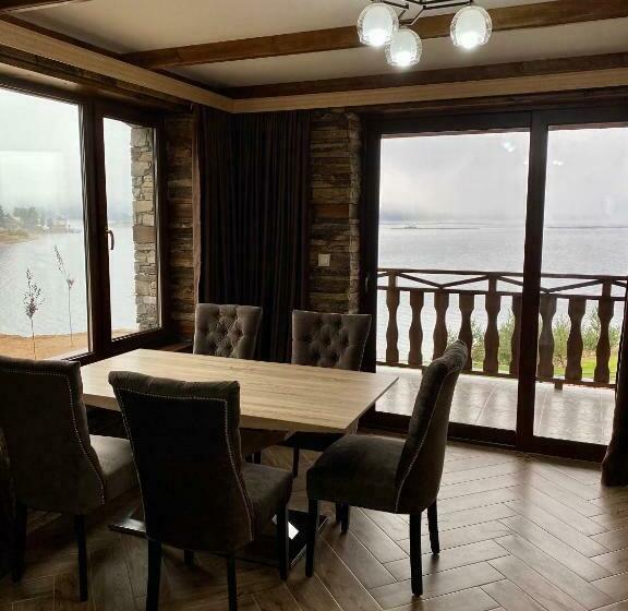 къщи за гости комплекс оазис