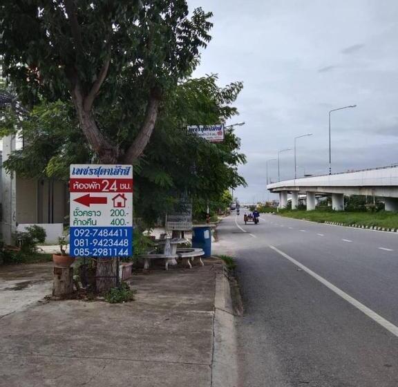 旅馆 เพชรสุดาเฮ้าส์