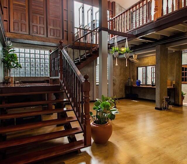 فندق صغير Momento House