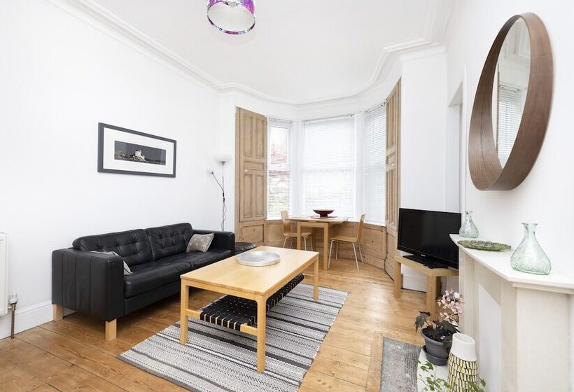 Joivy Charming 1 Bed Ap Near Leith Links With Patio