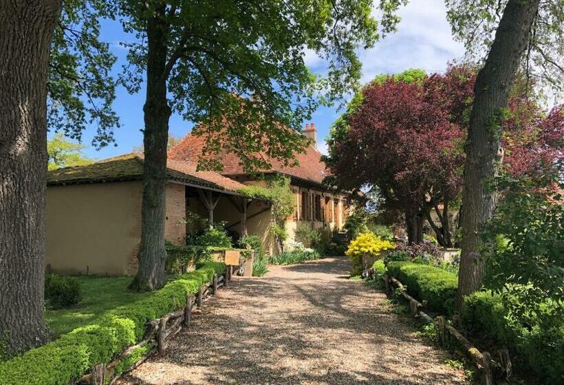 민박 Les Jardins Des Soussilanges