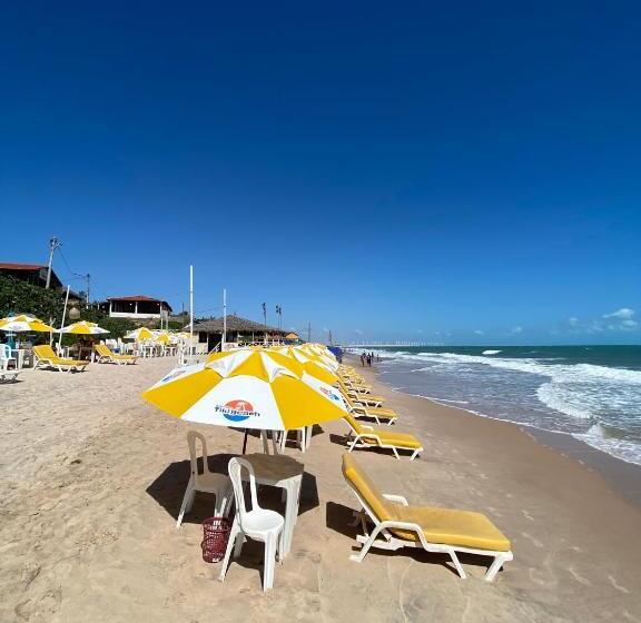 هاستل Canoa Roots Camping