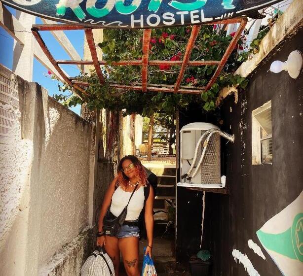 هاستل Canoa Roots Camping