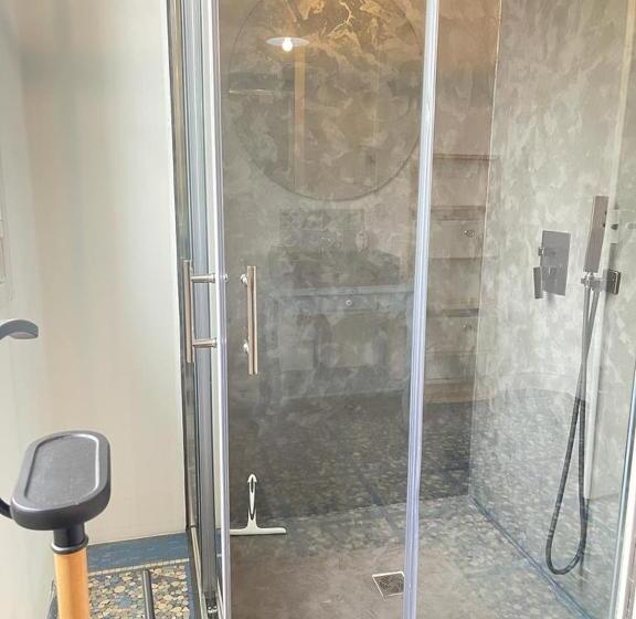 Domfront Bnb : Chic & Confort