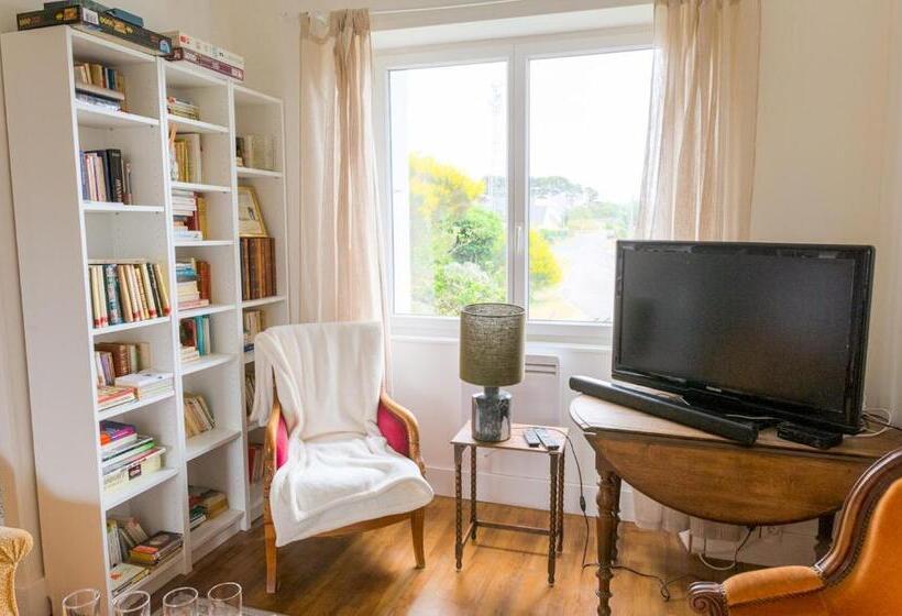 Entre Terre Et Mer, Maison De Famille Pour 6 Personnes