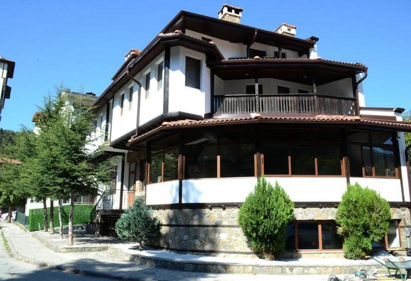 Hotel семеен хотел къщата