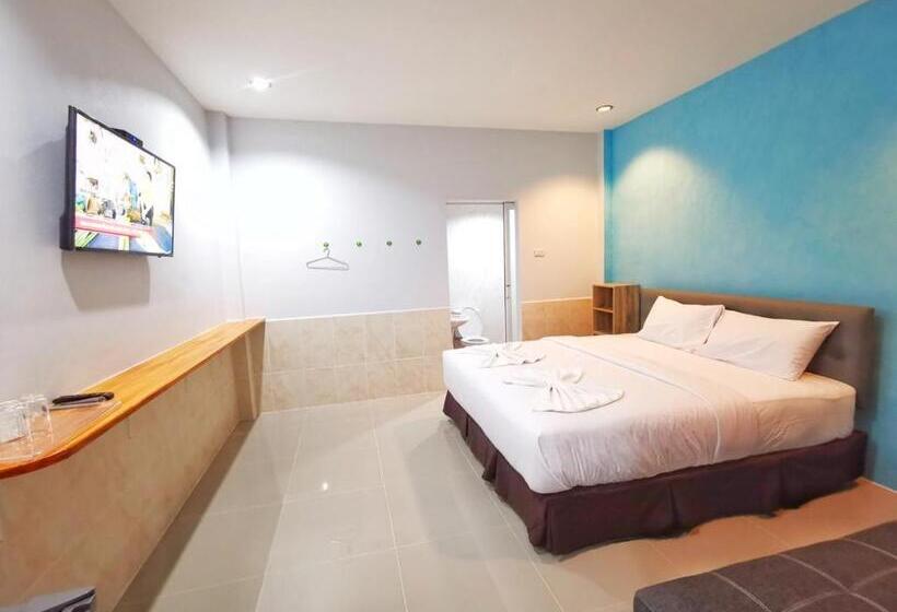 בית מלון כפרי ลิตเติ้ล ฮิลล์ สัตหีบ รีสอร์ท