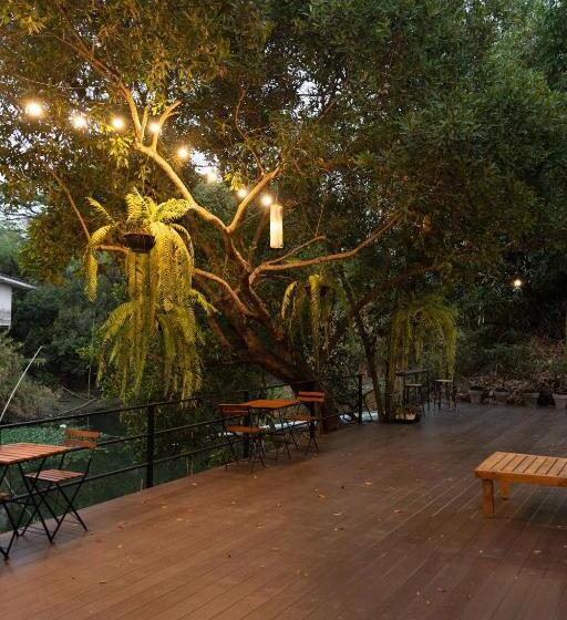 فندق Banmai87 Guest House บ้านไม้87 เกสต์เฮ้าส์