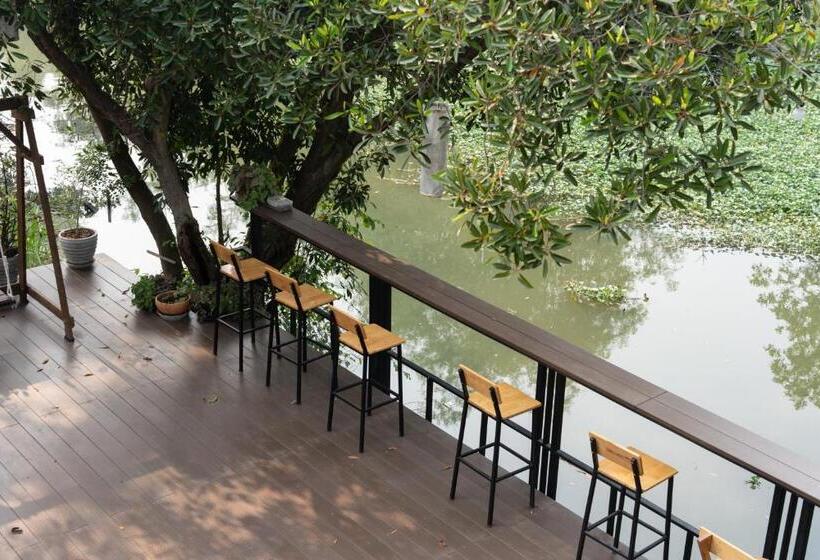 酒店 Banmai87 Guest House บ้านไม้87 เกสต์เฮ้าส์