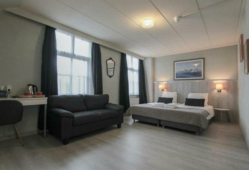 Отель Joli Bergen