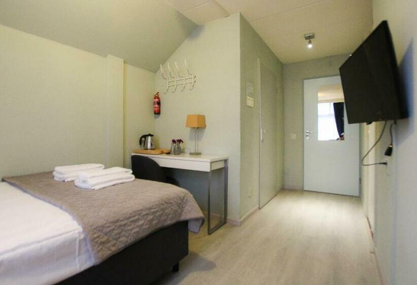 Отель Joli Bergen