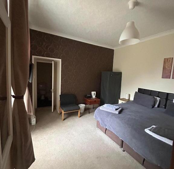 Отель Manor House