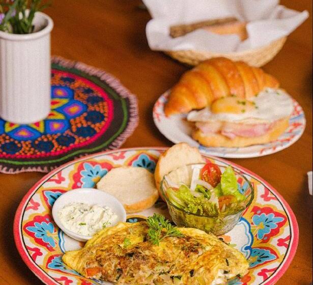 בית מלון כפרי Sriyana Uluwatu