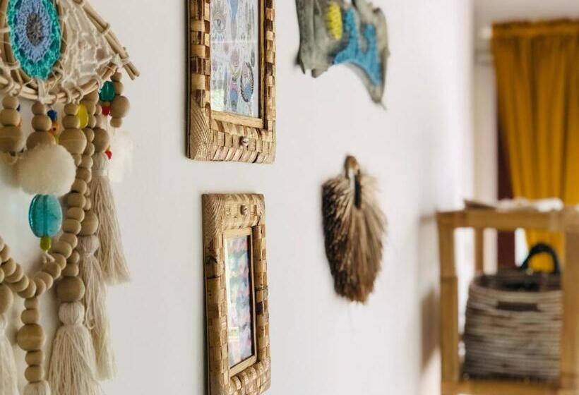 בית מלון כפרי Sriyana Uluwatu