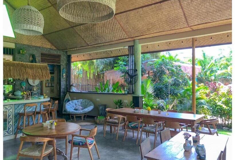 בית מלון כפרי Sriyana Uluwatu