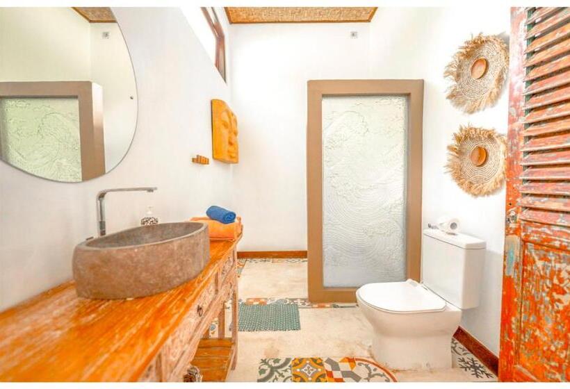 בית מלון כפרי Sriyana Uluwatu