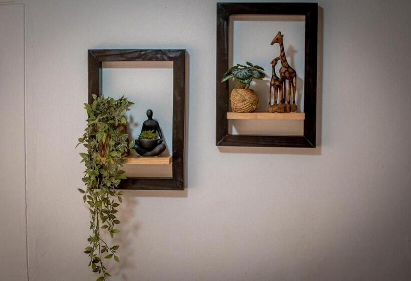 Meerkat Manor Self Catering & Accommodation Windhoek