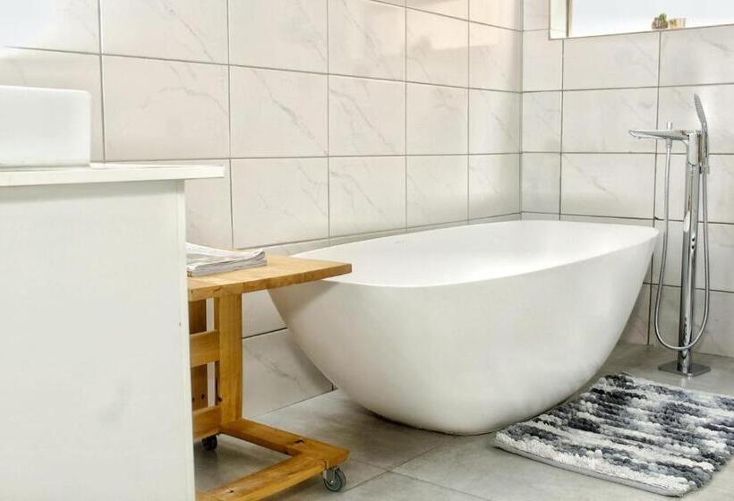 Mills Pad With 2 Bedroom