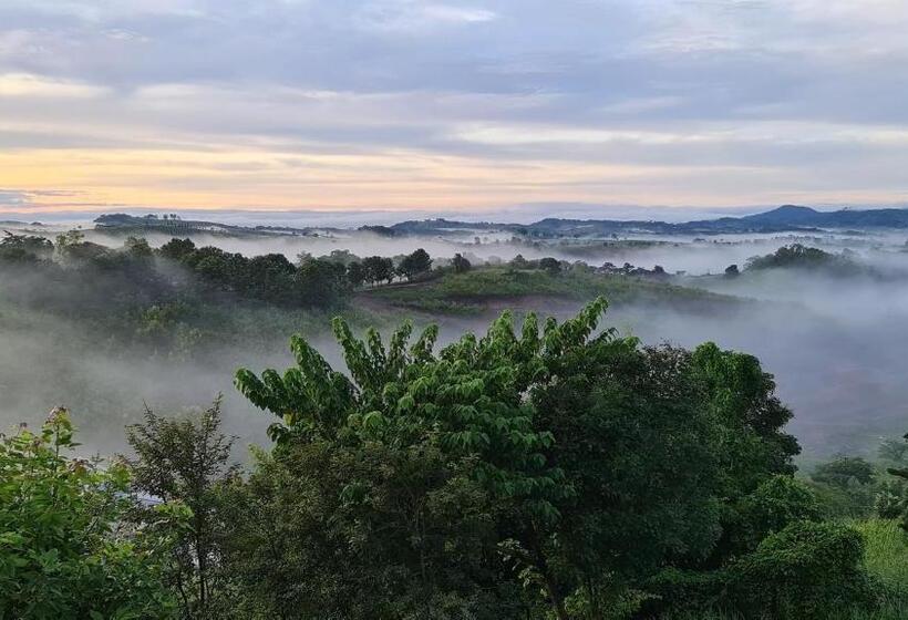 بنسيون ภูน้ำทิพย์ รีสอร์ท