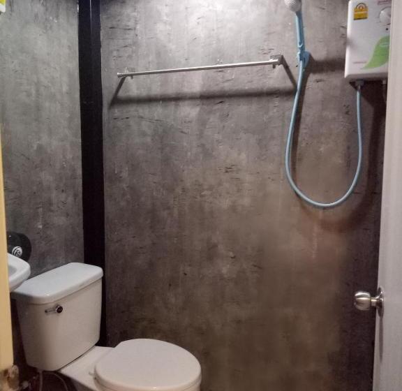 بنسيون ภูน้ำทิพย์ รีสอร์ท