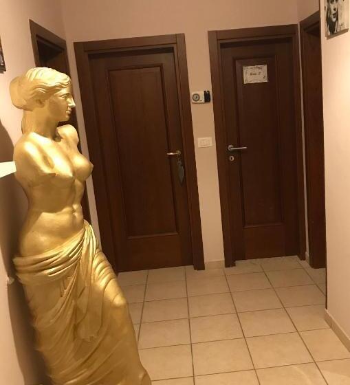 پانسیون Affittacamere Home&stazione Bologna