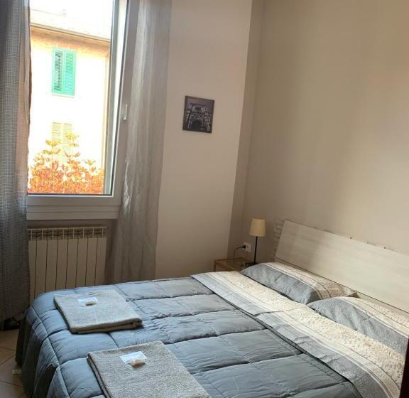 پانسیون Affittacamere Home&stazione Bologna