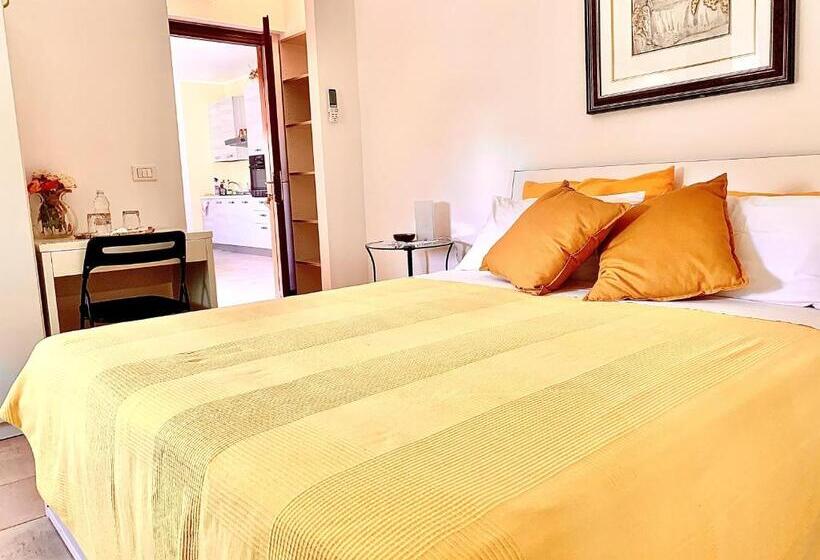 פנסיון Garden Of Venice