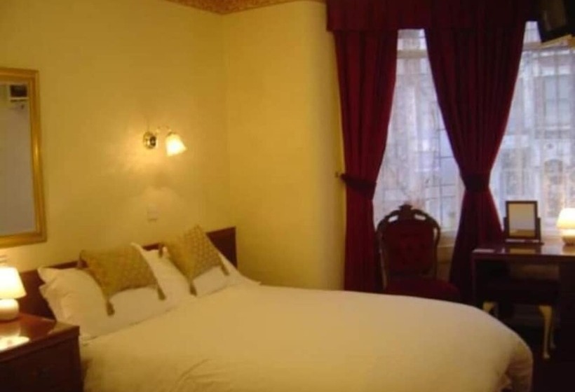 Пансион Gleneagles Albert Road