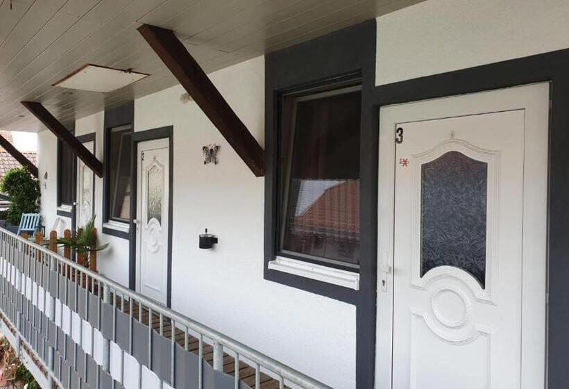 Пансион Gästehaus Viktoriya Nur Wenige Minuten Zum Europa Park