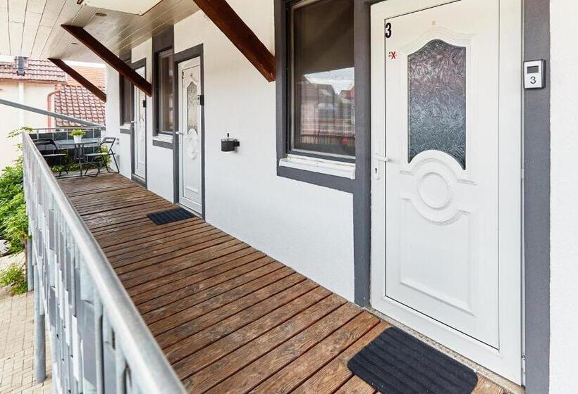 Пансион Gästehaus Viktoriya Nur Wenige Minuten Zum Europa Park