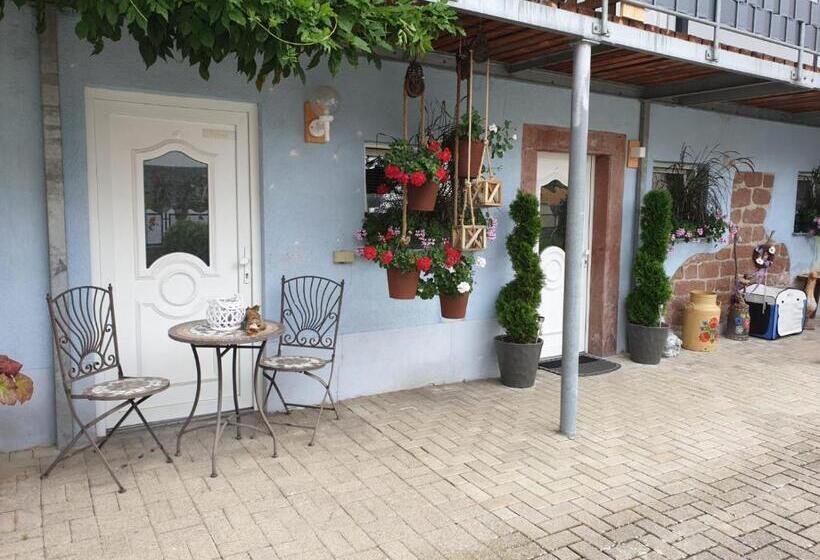 Пансион Gästehaus Viktoriya Nur Wenige Minuten Zum Europa Park