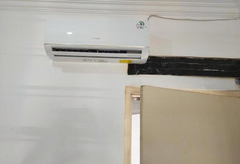 ペンション Guesthouse Maura