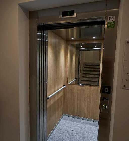 پانسیون Hostal Boutique Aurora