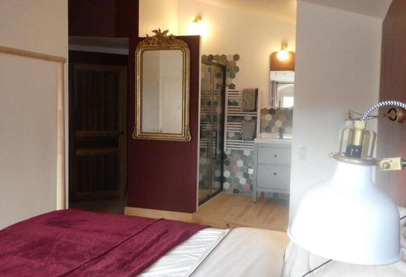 Пансион L Auguste Maison D Hôtes