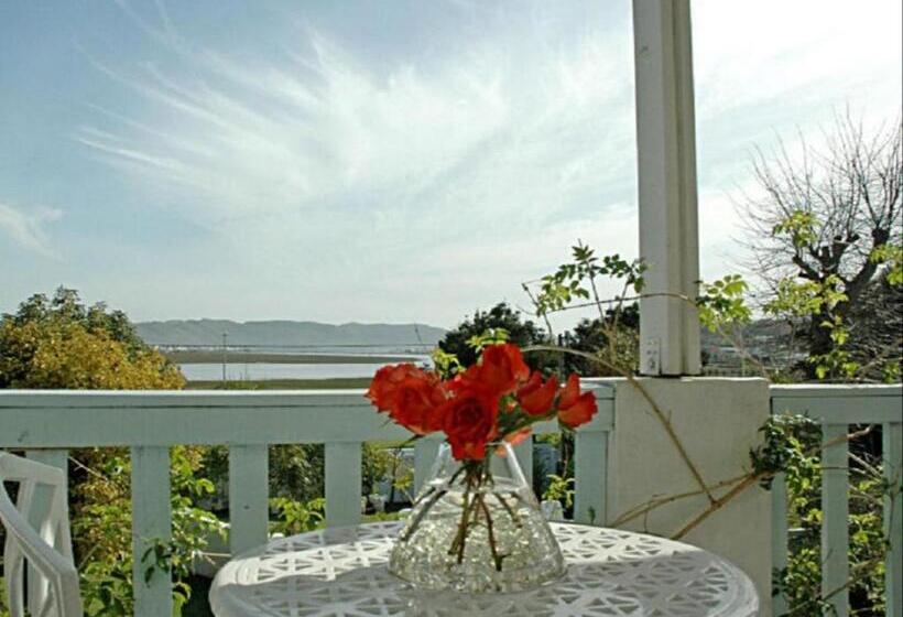 膳宿费 Lagoona Inn