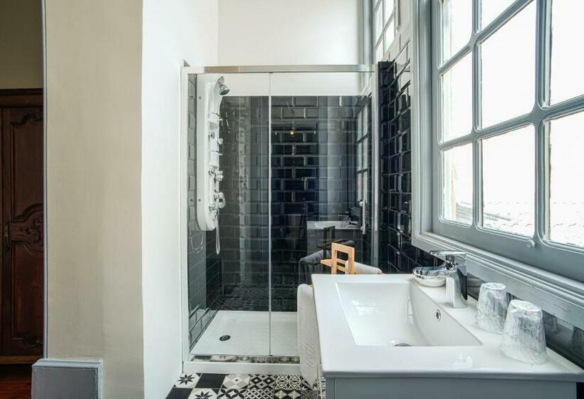 Пансион Palacete Suite Aveiro