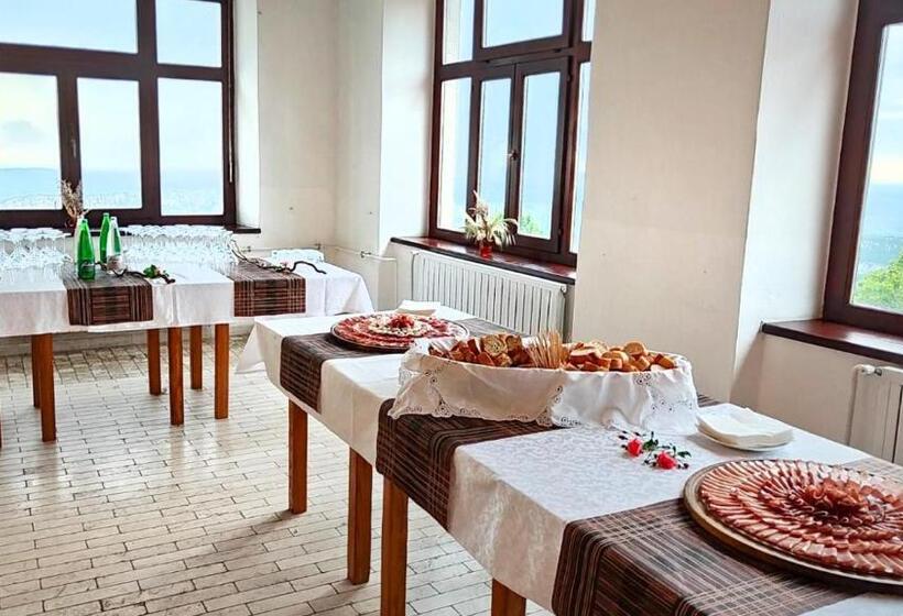 پانسیون Peregrin Sveta Gora