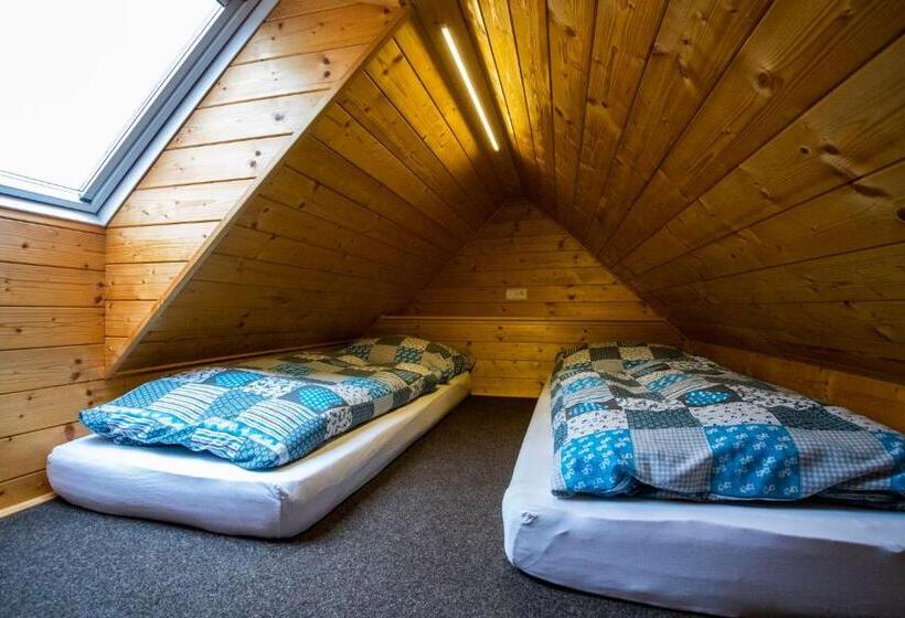 膳宿费 Statek U Kalinů