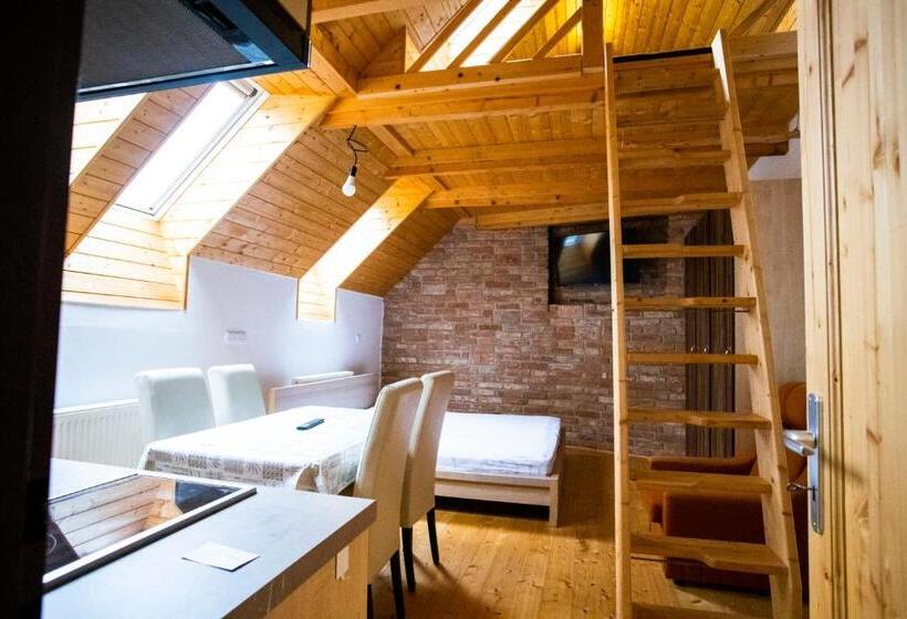 膳宿费 Statek U Kalinů