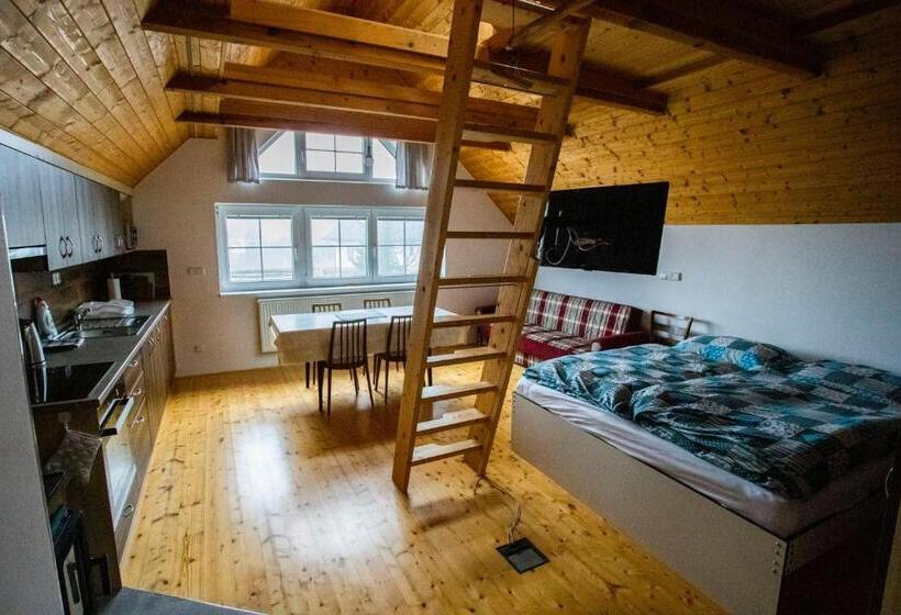 膳宿费 Statek U Kalinů